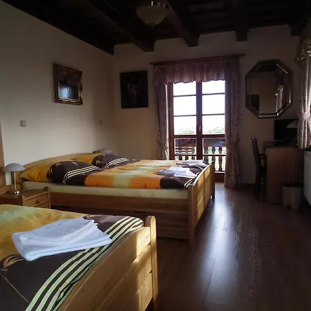 Alpska Vyhlidka Отель Квилда