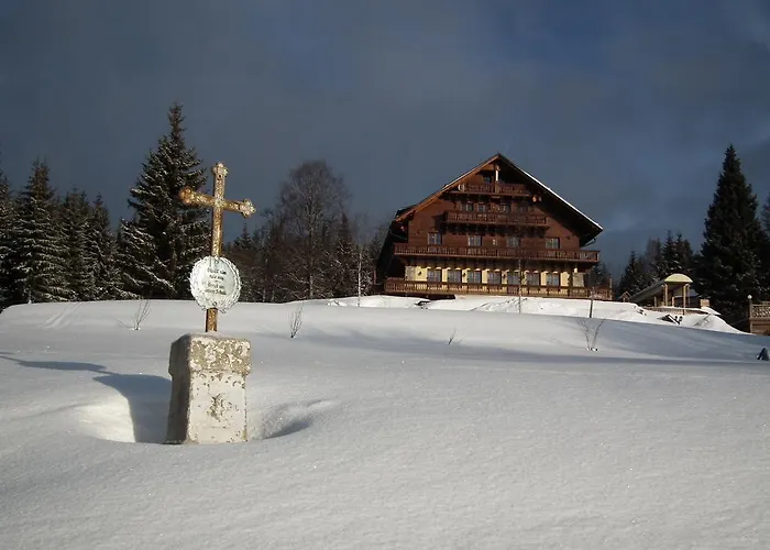 Alpska Vyhlidka 호텔